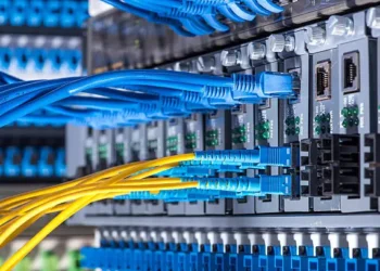 Fios de Internet - Reprodução/iStock