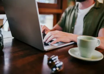 Home Office - Reprodução/iStock