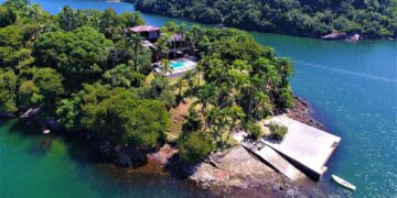 Ilha paradisíaca no Rio de Janeiro está à venda e seu preço caiu - Imagem: Divulgação