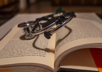 Estudantes de medicina podem passar por uma 'OAB dos médicos' - Imagem: Pixabay