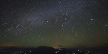 VÍDEO: Céu brasileiro é iluminado por chuva de meteoros - Imagem: NASA/ Divulgação