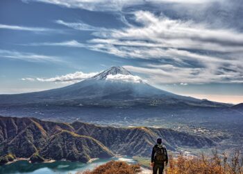 Homem é resgatado duas vezes do monte Fuji após voltar para pegar o celular - Pixabay