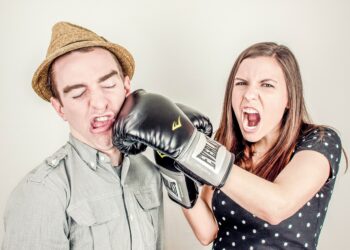 3 frases que os narcisistas amam falar em discussões - Imagem: Pixabay