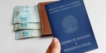 Carteira de Trabalho - Reprodução/Unsplash