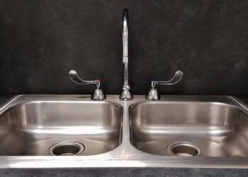Sua pia de inox vai ficar brilhando com essa dica milenar - Imagem: Pixabay