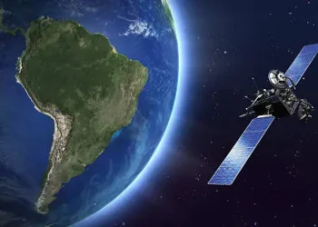 Satélites - Reprodução/iStock