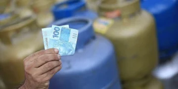 Auxílio Gás - Reprodução/iStock
