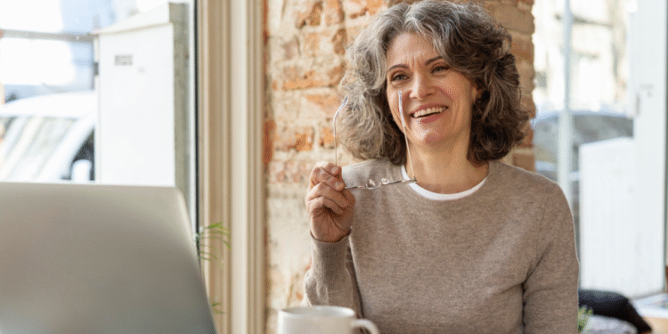 Pessoas de 50, 53, 56 anos ou mais fazem parte da economia prateada; entenda