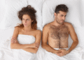 Por que casais estão dormindo separados ultimamente?
