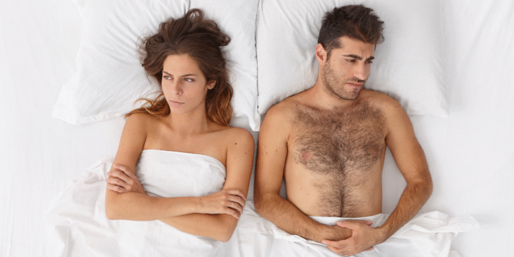 Por que casais estão dormindo separados ultimamente?