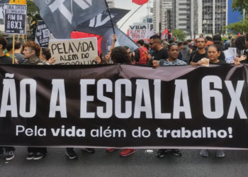 PEC do fim da escala 6x1 pode levar mais de um mês para chegar ao plenário do Senado