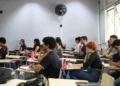 Concurso público com salários de até R$ 6,6 mil é publicado - Foto:  Rovena Rosa/Agência Brasil