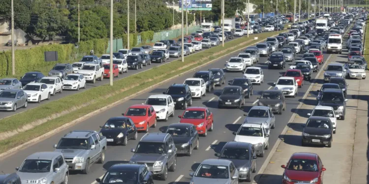 Apenas um estado brasileiro não tem isenção de IPVA para carros antigos - Imagem: José Cruz/Agência Brasil
