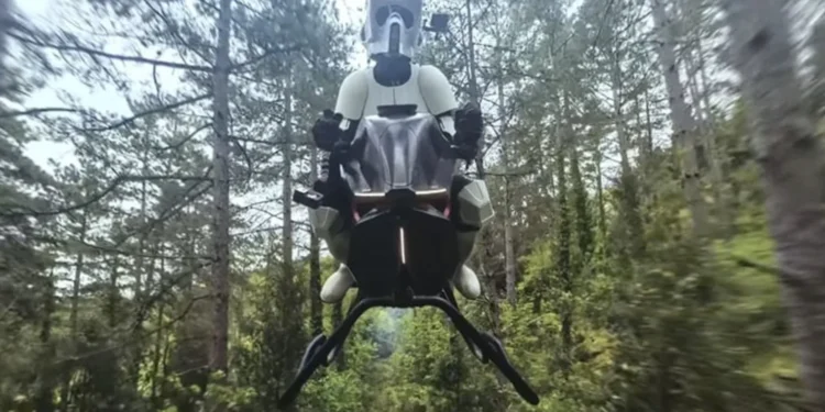 Moto voadora de Star Wars foi lançada por polonês
