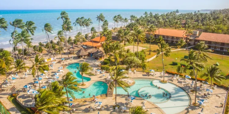 Resorts com tudo incluso a partir de R$ 581 por pessoa - Foto: Salinas Maragogi/Divulgação