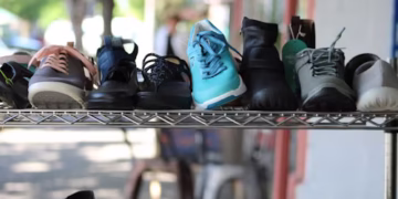 Botas e Tênis - Reprodução/iStock