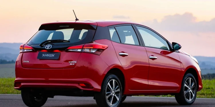 Carros que têm preço popular, mas são excelentes para a rotina - Imagem: Divulgação/Toyota