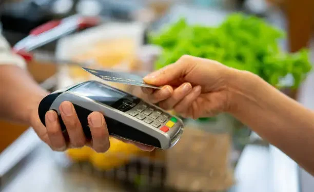 Cartão Alimentação - Reprodução/iStock