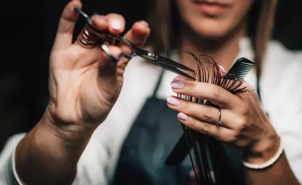 Corte de cabelo - Reprodução/iStock