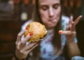 Hambúrguer - Reprodução/iStock