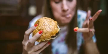 Hambúrguer - Reprodução/iStock