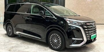 Mercado de luxo aguarda minivans de montadora chinesa - Imagem: Divulgação/BYD