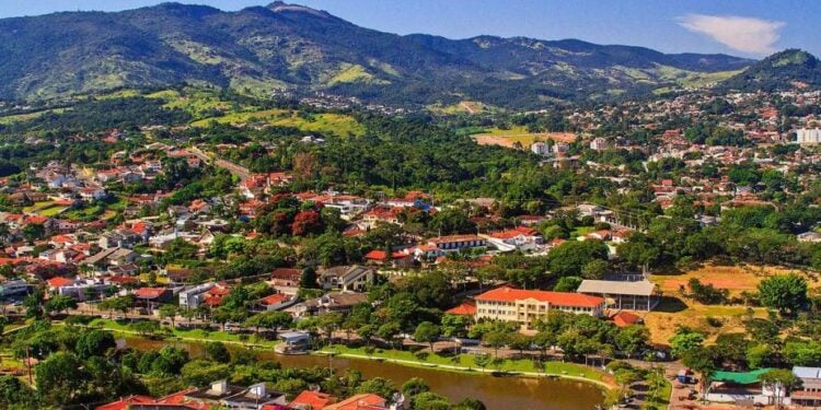 Interior do Brasil alcança padrão de vida acima do Canadá - Imagem: Reprodução/Portal de Atibaia