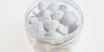Dores no joelho podem melhorar com remédio para diabetes - Imagem: Pixabay