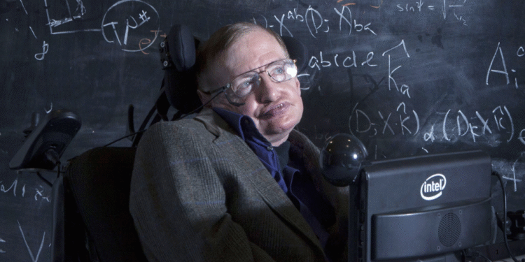 Stephen Hawking afirmou que Deus não existe após descoberta de planeta