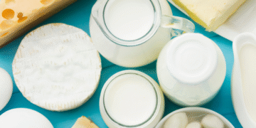 Intolerância à lactose pode ser reversível? Especialista explica