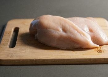 Corte do frango pode mudar a textura da carne