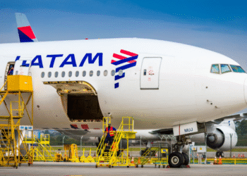 Latam reforça classe intermediária com mais espaço e tela 4K