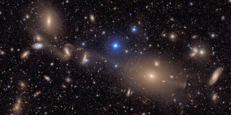 Astrônomos esperam desvendar segredos do universo com novo telescópio