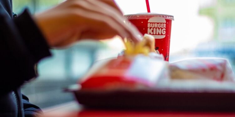 "Cornos" vão ganhar sanduíche de graça no Burger King - Imagem: Pixabay
