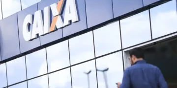 Quem com carteira assinada pode sacar na CAIXA valor surpreendente - Imagem: Marcelo Camargo/Agência Brasil