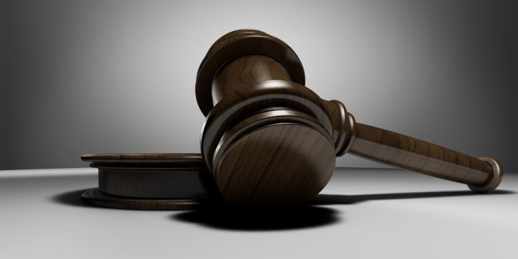 Caso de isenção indevida de IPTU leva servidora à condenação - Imagem: Pixabay
