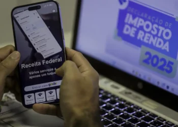Saiba como retificar a declaração do Imposto de Renda 2025 - Imagem: Joédson Alves/Agência Brasil