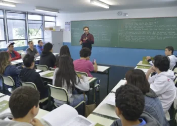 Supervisores escolares podem ter aposentadoria especial em breve - Imagem: Wilson Dias/Agência Brasil