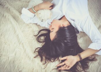Noites mal dormidas vão acabar se parar de tomar essa bebida - Imagem: Pixabay