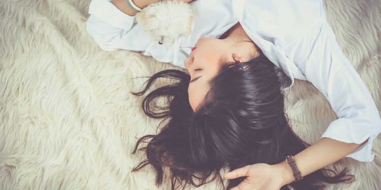 Noites mal dormidas vão acabar se parar de tomar essa bebida - Imagem: Pixabay