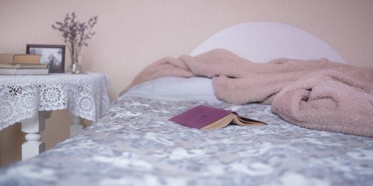 cama dormir lençol