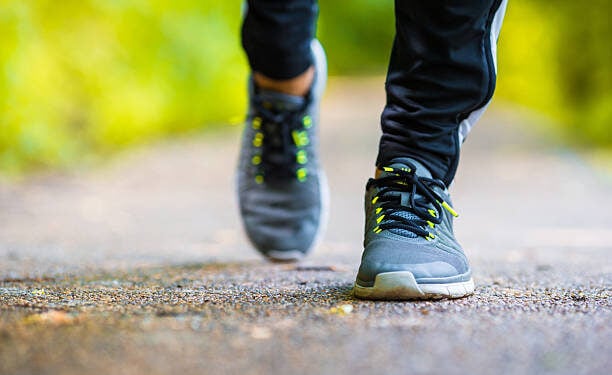 Caminhada - Reprodução/iStock