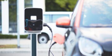 Chefe da BYD no Brasil diz motivo de brasileiros não comprarem carros elétricos - Imagem: Pixabay