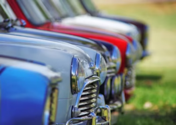 Carros antigos - Reprodução/Unsplash