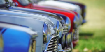 Carros antigos - Reprodução/Unsplash