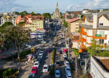 Cidade gaúcha surpreende com parques, neve e segurança - Imagem: Divulgação/Prefeitura Municipal de Canela