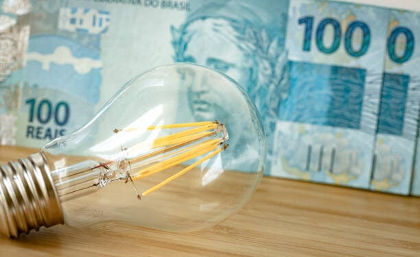 Conta de energia - Reprodução/iStock