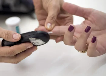 Diabetes não se desenvolve apenas com o consumo de açúcar - Imagem: Marcelo Camargo/Agência Brasil
