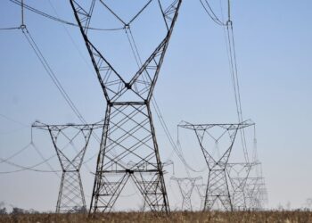 Inovação permite que energia seja transmitida pelo ar - Imagem: Marcelo Casal Jr/Agência Brasil