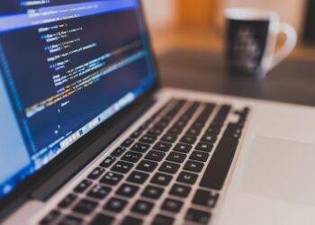 Inteligência Artificial pode ser usada em viagens e trabalhos - Imagem: Pixabay